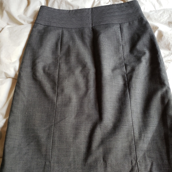 Great skirt worn twice - Picture 4 of 4